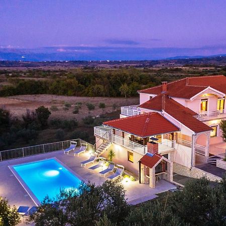 Vila Luna Apartments Задар Экстерьер фото