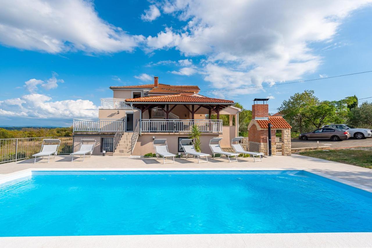 Vila Luna Apartments Задар Экстерьер фото