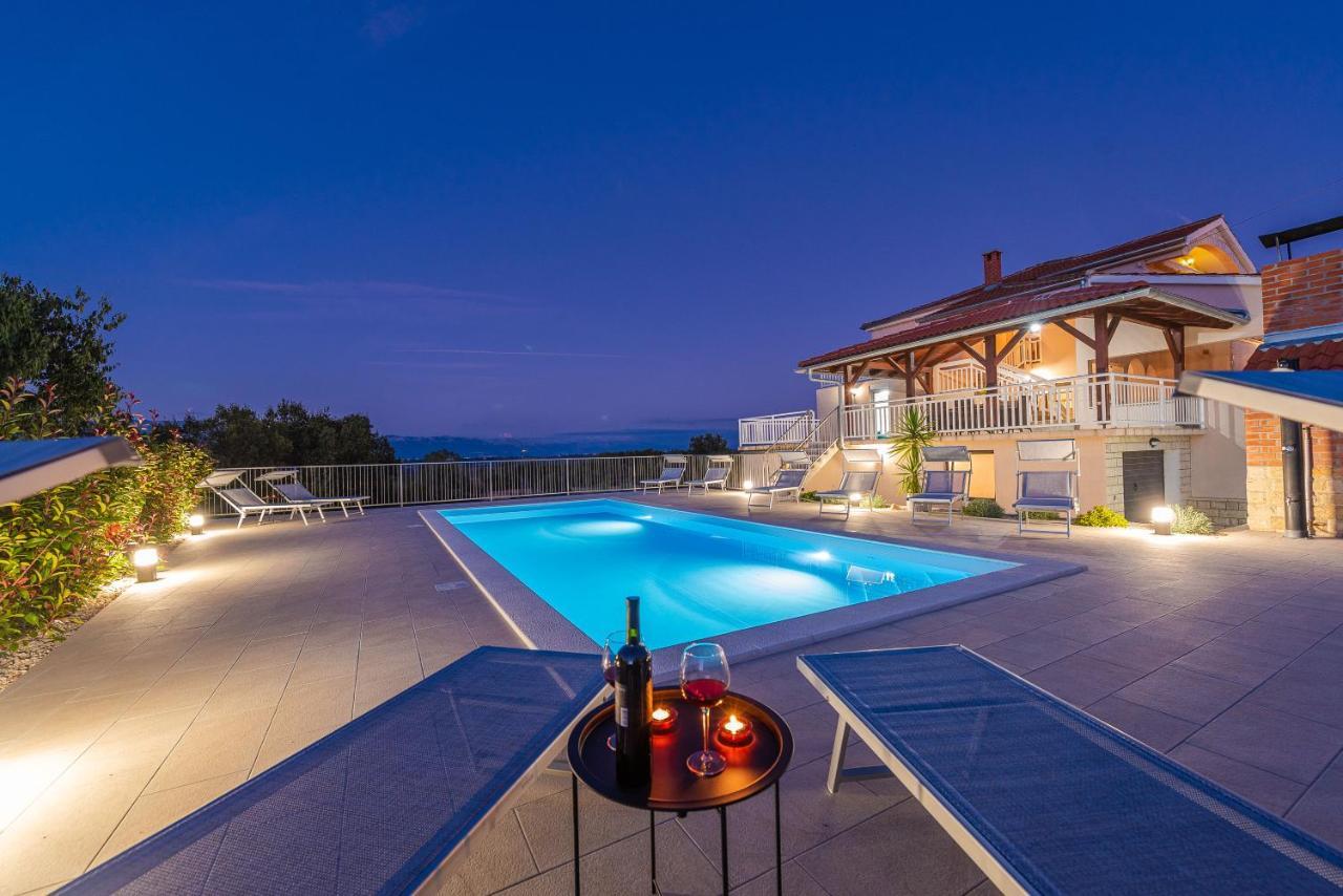 Vila Luna Apartments Задар Экстерьер фото